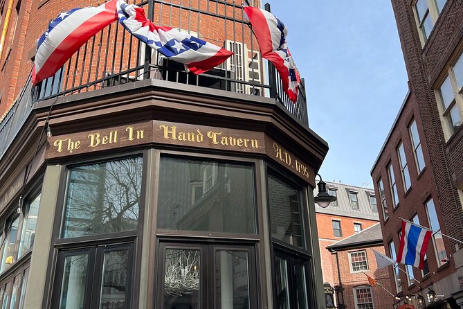 2 Hour Historic Pub Crawl in Boston - Your two-hour plan: historic taverns, guided stops, and beer stories