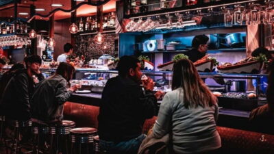 Albufeira: 5 Bars and 1 Nightclub Pub Crawl with Free Shots - The 5–6 Bar Route and Free Shots: Fun Math, With a Catch