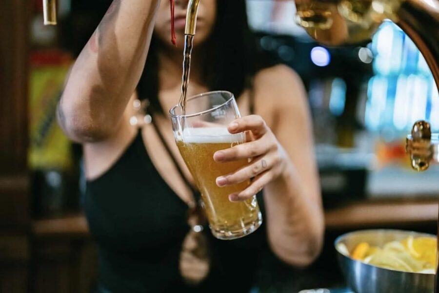 Amsterdam: Ludwig's Red Light Pub Crawl with VIP Club Entry - FAQ