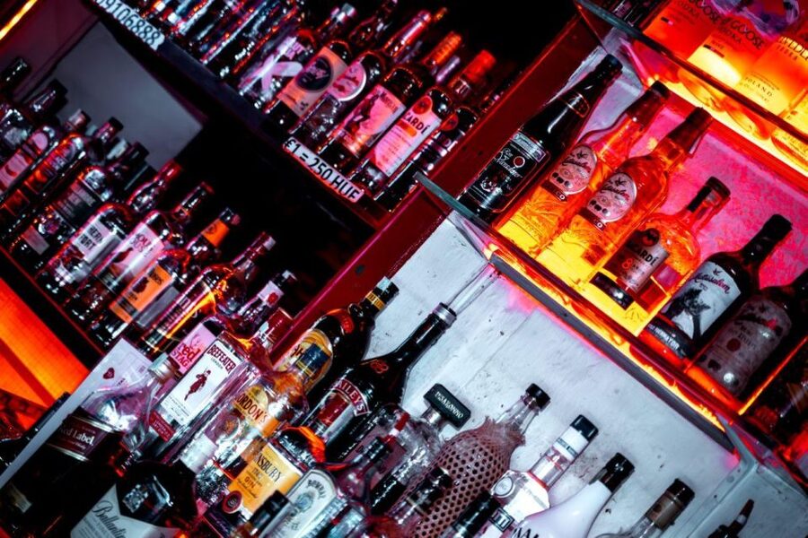 Amsterdam: Original Pub Crawl Party with VIP Entrance - VIP pub crawl meets real Amsterdam nightlife, not just a checklist