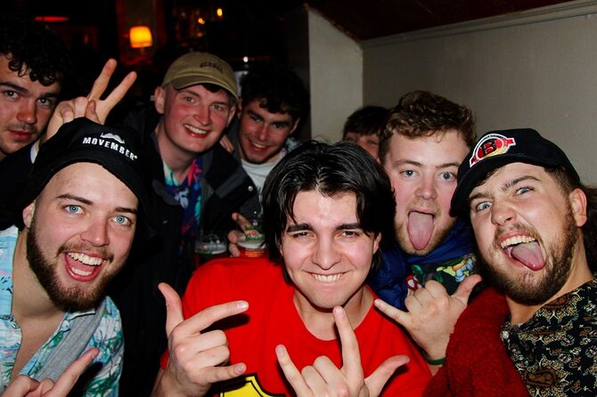 Amsterdam Red Light District Pub Crawl - Drinking games and unlimited shots: fun, but pace matters