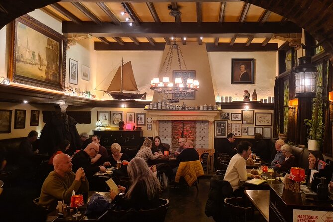 Antwerp Pub Crawl - Beer talk with guide Flip: the real value is in the choices