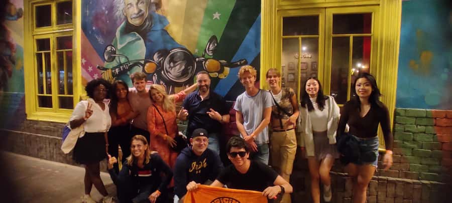 Arequipa: Pub Crawl with Skip-The-Line Access and Drinks - Three bar stops built around included welcome drinks and discounts