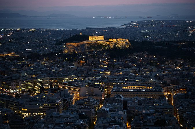 Athens: Rooftop Pub Crawl w/ Acropolis Views & Party - Host, Games, and the Social Mechanics That Actually Work
