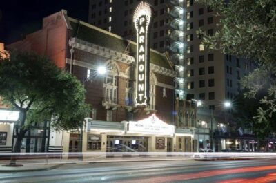 Austin’s Spirits & Spirits Haunted Pub Crawl - Meeting at The Driskill Bar: the easiest way to start