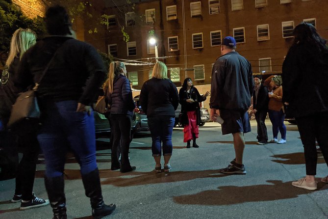 Bad Kitty Haunted Savannah Pub Crawl - Spooky, naughty ghosts - Ghost Love Stories: Why the Narration Works in Real Places