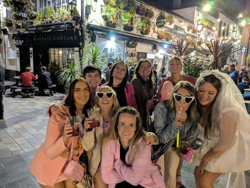Belfast: Pub Crawl and Bar Walking Tour with Two Drinks - What you’ll do at each stop (and why it feels like Belfast)