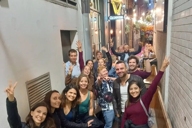 Belfast Pub Crawl - The pub lineup: what each stop feels like