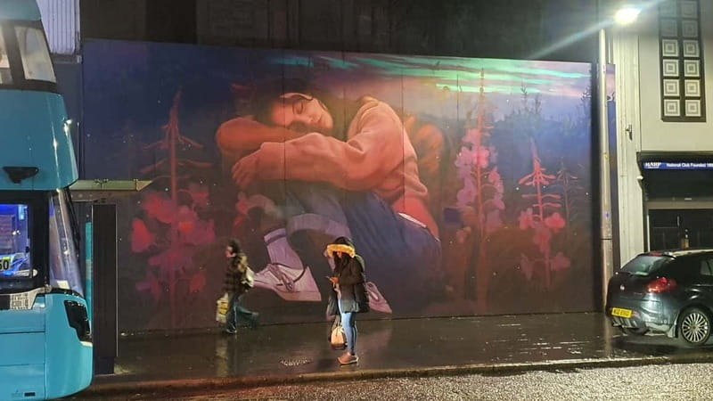 Belfast : Pub Music , Street Art Experience Walking Tour - Street art route: international murals with local stories