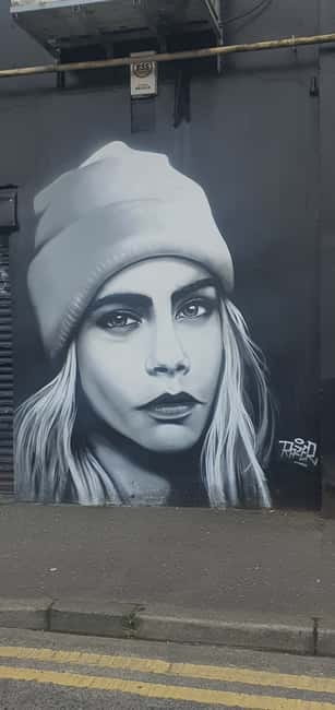 Belfast : Pub Music , Street Art Experience Walking Tour - How Belfast’s music story maps onto political tension