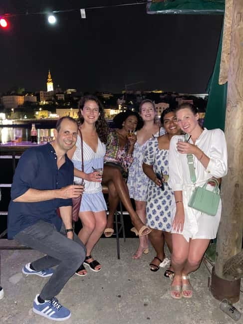Belgrade: Bar Pub Club Crawl with 1 Hour Unlimited Drinks - Four Bar Parties and Three Nightclubs: How the Night Flows