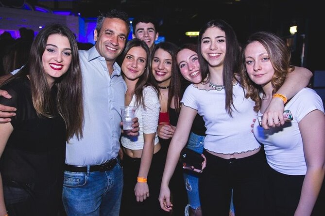 Bologna Pub Crawl to meet people - The social engine: guide + local friend do more than point you places