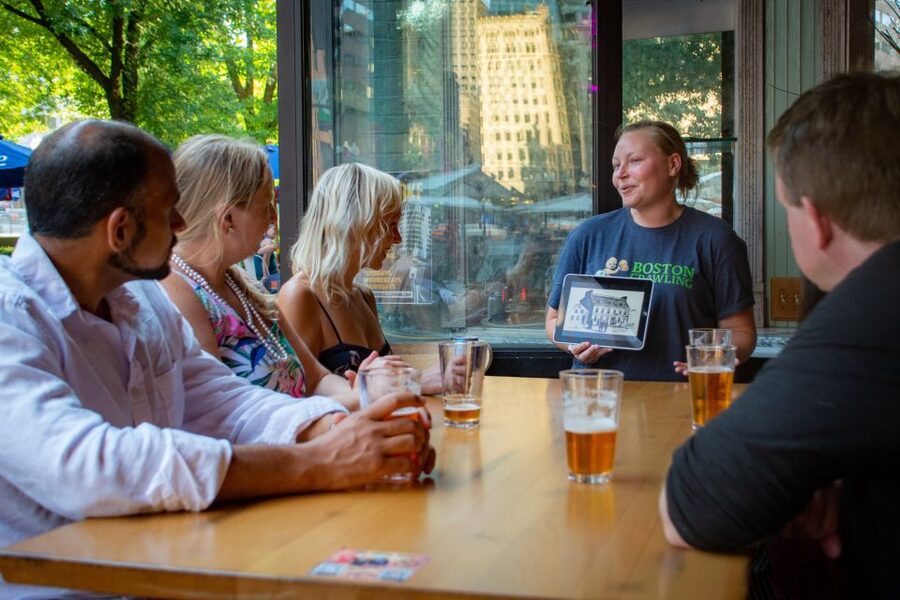 Boston: History Pub Crawl Tour Along the Freedom Trail - Starting at Faneuil Hall: where the crawl clicks