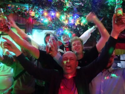 Bremen: Private pub crawl with insider-guide & free shots - Meeting at Ulrichsplatz: what you should expect in the first 15 minutes