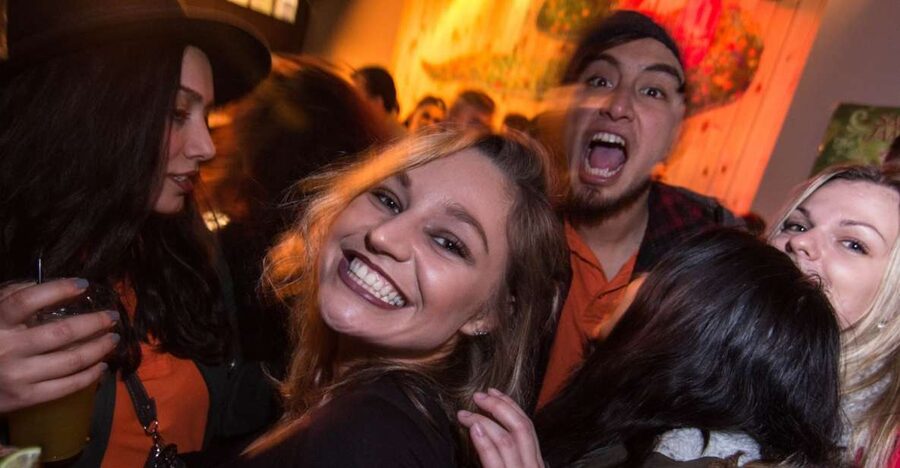 Brussels: Pub Crawl and Nightlife Party Experience - Key Points You’ll Feel on Night One