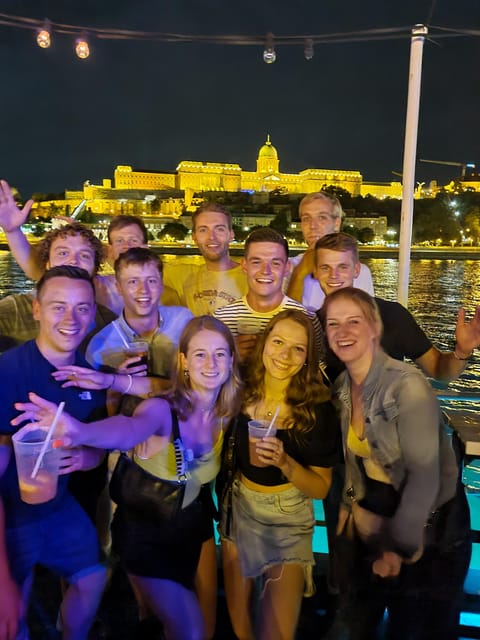 Budapest: Private, Personalized Pub Crawl, 3 drinks included - Stop 3 (1.5 hours): the longer finale and how the guide keeps energy up