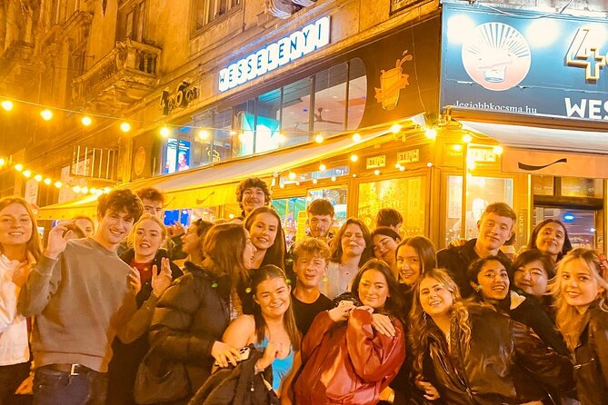 Budapest Ruin Pub Crawl +6 Shots +VIP Entries +Drinking Games - Meeting people and group dynamics: what the guide team is built for