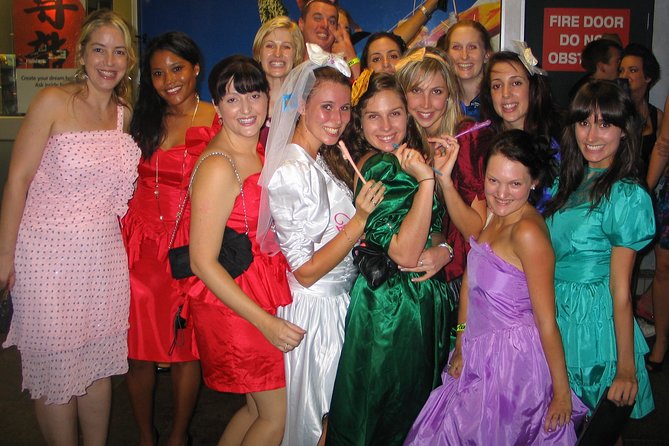 Cairns Pub & Club Tour - Stop 4: Gilligan’s Bar as the big finish with multiple dance areas
