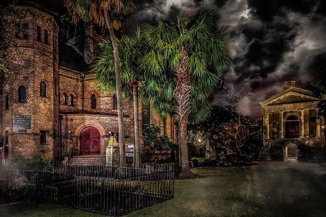 Charleston’s Spirits & Spirits Haunted Pub Crawl - Key Things I’d Bet on Before You Go