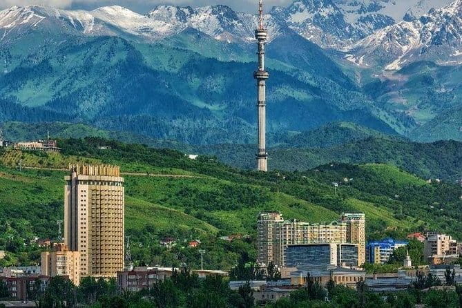 City Pub Crawl Almaty - The route plan: why the guide’s choices matter