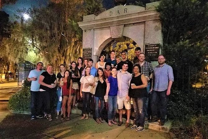 Creepy Crawl Night-Time Haunted Pub Walking Tour of Savannah's Historic District - Six Pence Pub to Wright Square: how the night tour flows