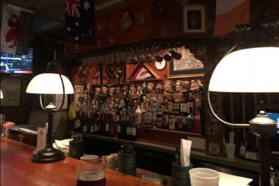 Creepy Crawl Night-Time Haunted Pub Walking Tour of Savannah's Historic District - The bar-and-ghost mix: what you’ll do between the stories