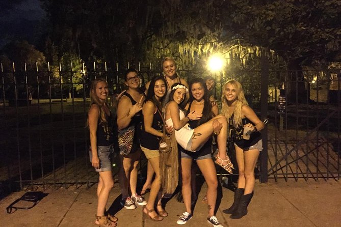 Creepy Crawl Night-Time Haunted Pub Walking Tour of Savannah's Historic District - Walking at night in Savannah: comfort and timing that actually matter