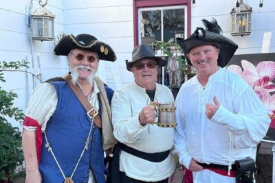 Dark History Pub Crawl from Saint Augustine - The Golden Gypsy Start: Mimosas, Gifts, and an Upstairs Art Gallery
