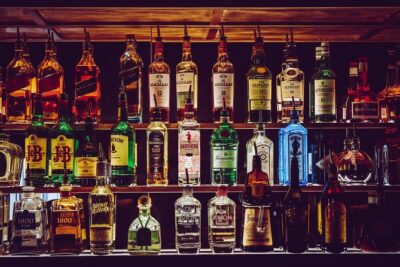 Delhi: Pub Crawl (3 Hours Guided Bar Hopping Tour) - The 3-Hour Rhythm: How the Night Stays Fun