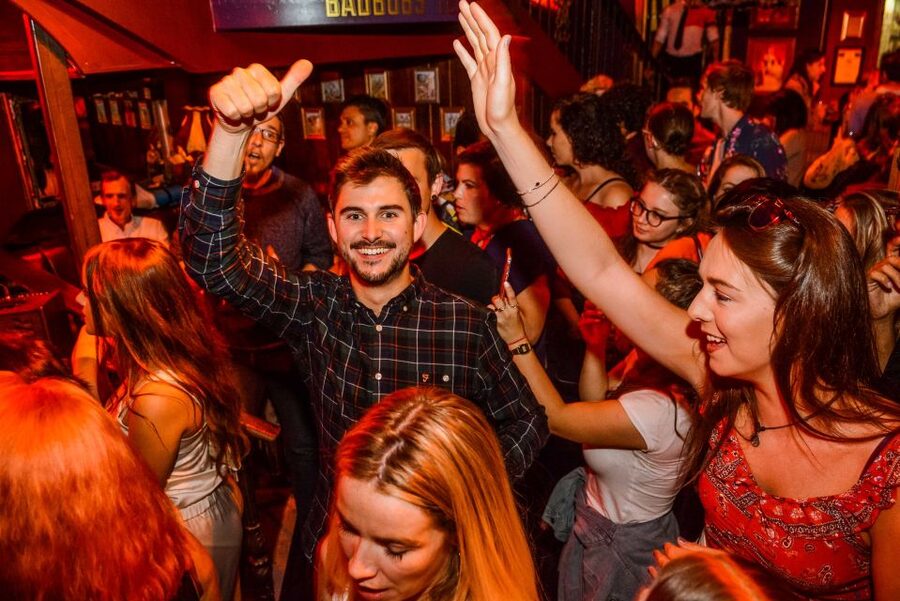 Dublin: Generation Pub Crawl - VIP at Copper Face Jacks: what you get and how to time your night