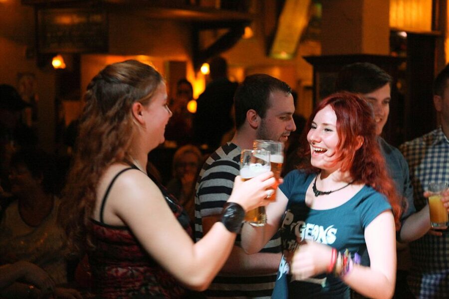 Dublin: Generation Pub Crawl - Free Guinness and shots: how the included drinks affect the cost