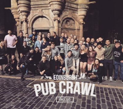 Edinburgh: Pub Crawl 7 Bars with 6 Shots - Starting at Bar 50: The First Steps of the Night