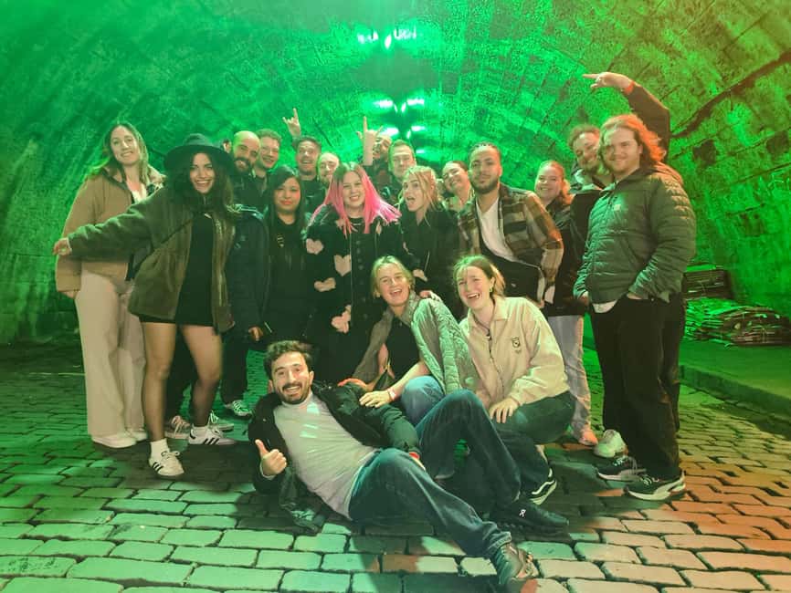 Edinburgh: Ultimate Pub Crawl Party with 7 Bars & 1 Club - Seven Central Bars: What the Night Feels Like in Real Time