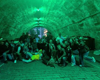 Edinburgh: Ultimate Pub Crawl Party with 7 Bars & 1 Club - The Free Shots Deal: Fun Value, With One Reality Check