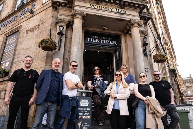 Explore Glasgow: Scottish Rogue Whisky Walking Pub Crawl - The Piper Whisky Bar: award-winning whisky in a modern bar setting
