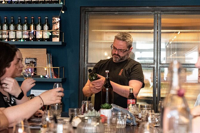 Explore Glasgow: Scottish Rogue Whisky Walking Pub Crawl - The Scotch Malt Whisky Society finale: members-only energy