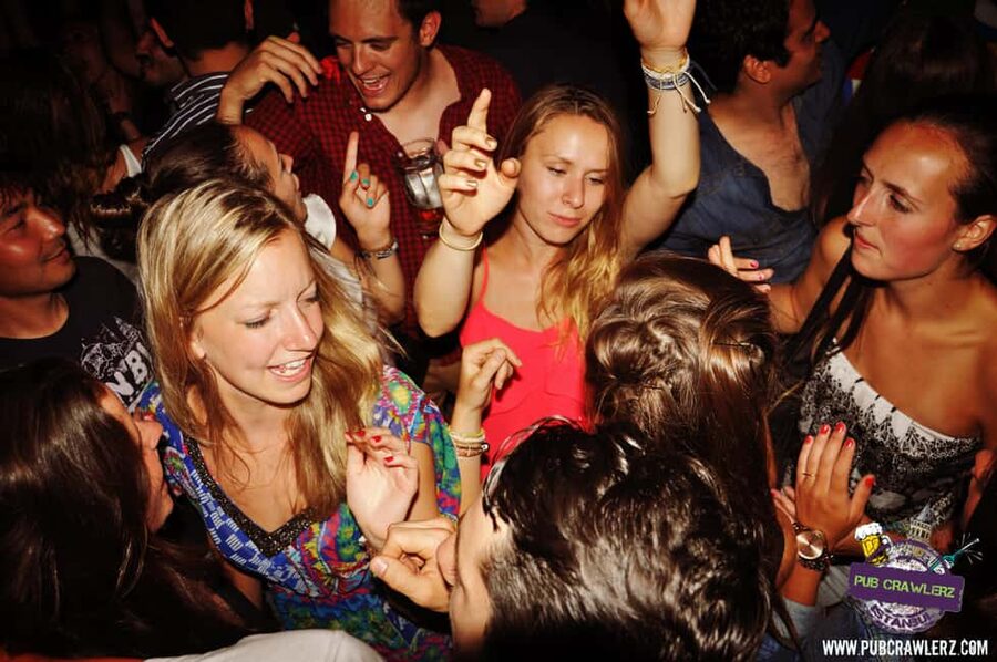 Explore Istanbul Night Life: Pub Crawl - Why this pub crawl fits Istanbul after dark