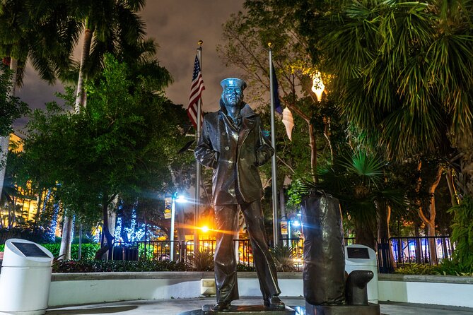 Ft Lauderdale Ghosts Boos and Booze Haunted Pub Crawl - Stop 4: 320 Himmarshee St and the Original Fat Cats Story of Johnny