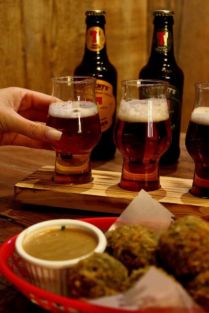 Glasgow: Beer Flight with a Haggis Taster in a Glasgow pub - Why This Pairing Feels Like Real Glasgow Pub Culture