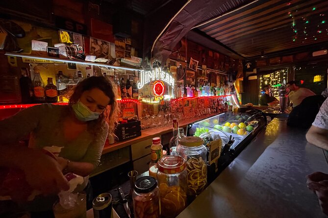 Go out like a local, pub Crawl / Tour in Raval - Barcelona - Meeting at Plaça de Castella: The Night Starts With a Real Neighborhood Anchor