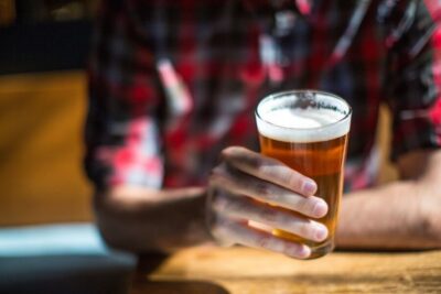 Goa: Pub Crawl - The price math: $47 for 3 hours, 3 pubs, and 3 drinks