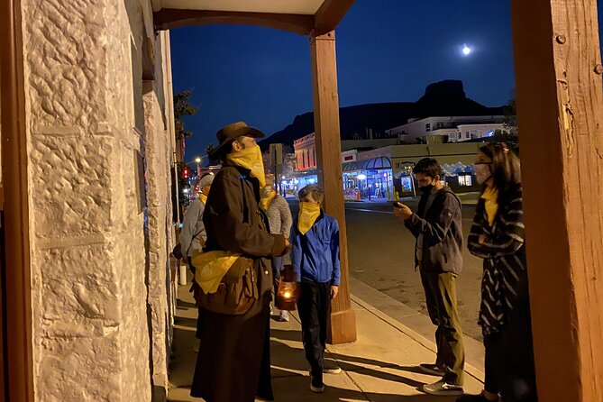 Golden Ghosts & Spirits Haunted Pub Crawl - Golden Haunt Meets Drink Breaks at Goosetown Station