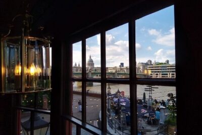 Guided Historic Pub Tour (London) - Soho and the City Start: Getting Your Bearings in One Big Neighborhood Moment