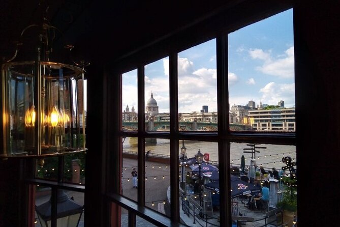 Guided Historic Pub Tour (London) - Soho and the City Start: Getting Your Bearings in One Big Neighborhood Moment