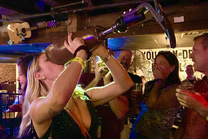 Guided Pub Crawl Walking Tour of Downtown Nashville - Games, Trivia, and Prizes: Why the Group Energy Stays Up