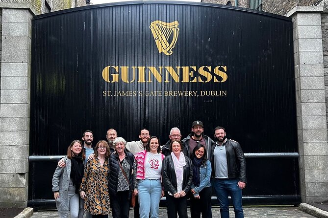 Guinness Storehouse: Entry ticket + Perfect Pint Pub Tour - Meeting your guide and the handoff outside Guinness