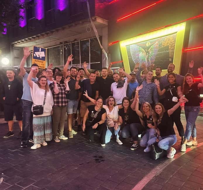 Hamburg Pub Crawl - 4 Locations, Shots & Club Entry - The Night’s Structure: Four One-Hour Stops That Keep You Social