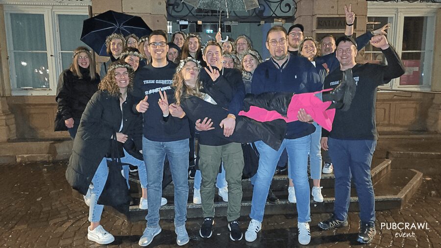 Hannover: Private pub crawl with insider-guide & free shots - Who this private Hannover pub crawl is best for