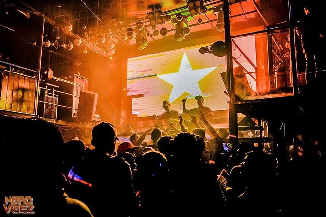 Hanoi Bar-Pub Experience Nightlife With Local Expert - A 9:30 pm nightlife plan that makes sense in Hanoi