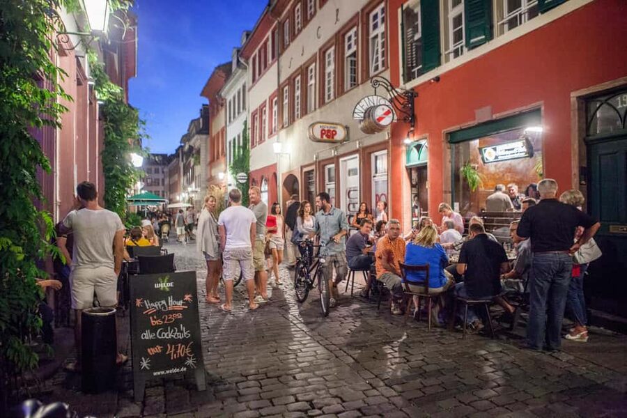 Heidelberg: Pub crawl through the old town, drinks included - Key things to know before you go
